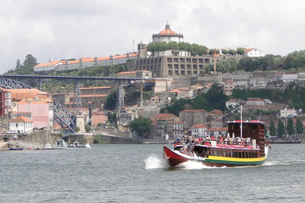 Cruise boat on the Douro, the type used on a Porto six bridges boat tour